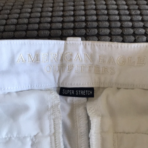 American Eagle Chino Midi Shorts in White - Picture 4 of 6